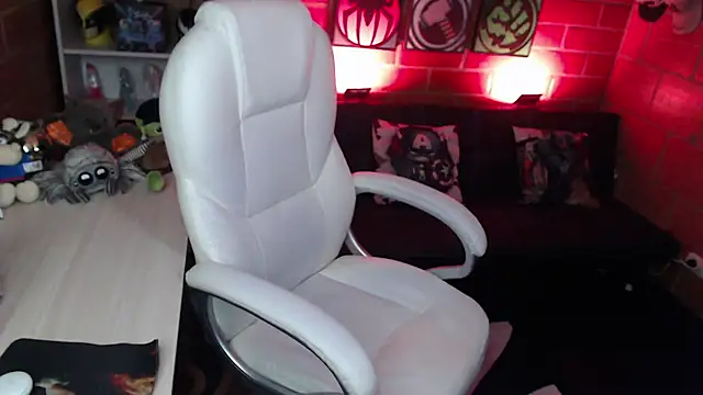 Snapshot of juliette_rd chatting on 12-25-24, 03:40 juliette rd online show from 12-25-24, 03:40