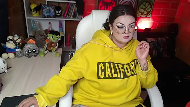 Snapshot of juliette_rd chatting on 01-08-25, 01:31 juliette rd online show from 01-08-25, 01:31