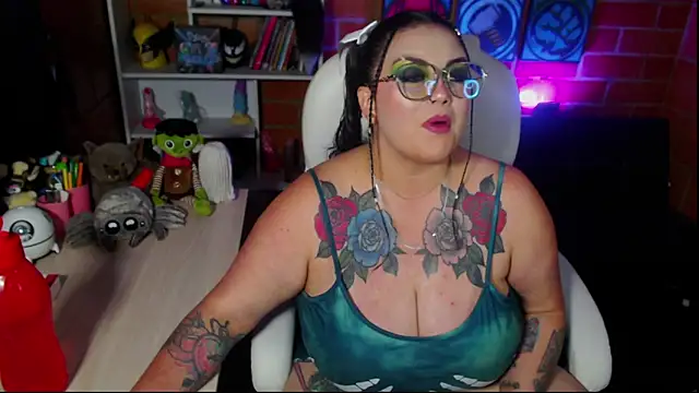 Snapshot of juliette_rd chatting on 10-07-25, 04:09 juliette rd online show from 10-07-25, 04:09