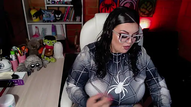 Snapshot of juliette_rd chatting on 01-16-26, 05:39 juliette rd online show from 01-16-26, 05:39