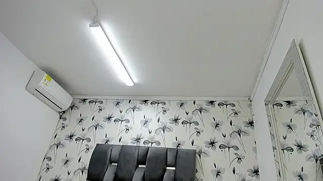 Ehotloveaxxx online show from 03-06-25, 12:30