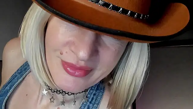 Dorothy Meyer online show from 02-27-25, 05:02