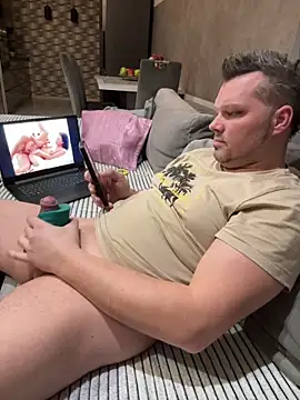 Snapshot of Bastilein1985 chatting on 01-14-26, 05:07 Bastilein1985 online show from 01-14-26, 05:07