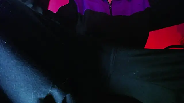 zacwatson  online show from 11-21-25, 02:54