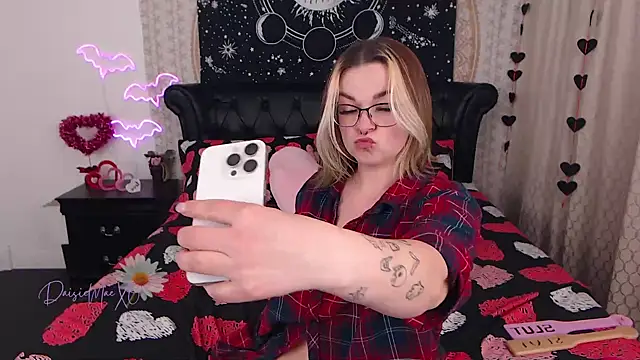 DaisieMaeXO online show from 02-09-25, 06:22