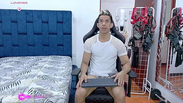 JoseRumbero26 online show from 11-09-25, 12:25