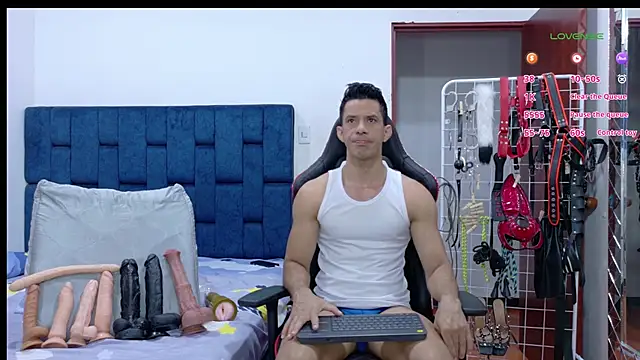 JoseRumbero26 online show from 02-23-26, 04:10