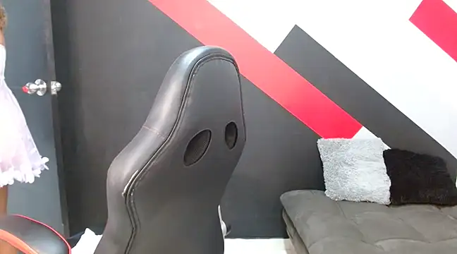 I am yours- online show from 01-21-25, 11:56