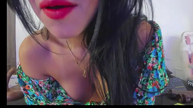 natalia collinslim online show from 01-17-25, 03:55