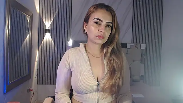 ashley  tylor online show from 12-18-25, 11:00