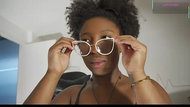 EmmaSanzz  online show from 01-08-26, 11:34