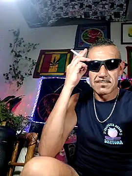 Snapshot of Bbboy42 chatting on 01-24-25, 10:00 Bbboy42 online show from 01-24-25, 10:00