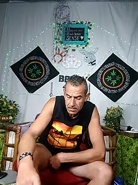 Snapshot of Bbboy42 chatting on 02-13-25, 10:44 Bbboy42 online show from 02-13-25, 10:44