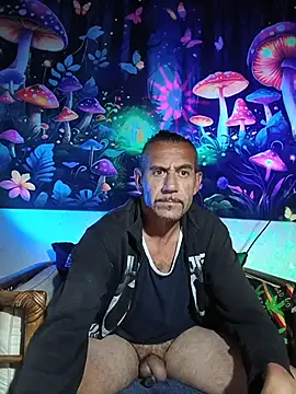 Snapshot of Bbboy42 chatting on 10-07-25, 10:40 Bbboy42 online show from 10-07-25, 10:40