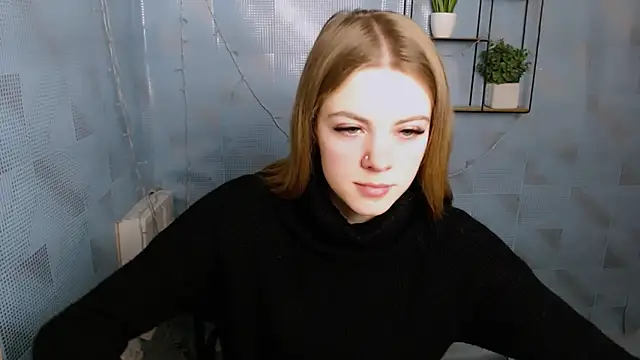 AliceFlirtt  online show from 02-06-25, 08:18