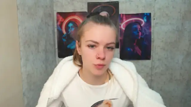 AliceFlirtt  online show from 11-12-25, 11:43