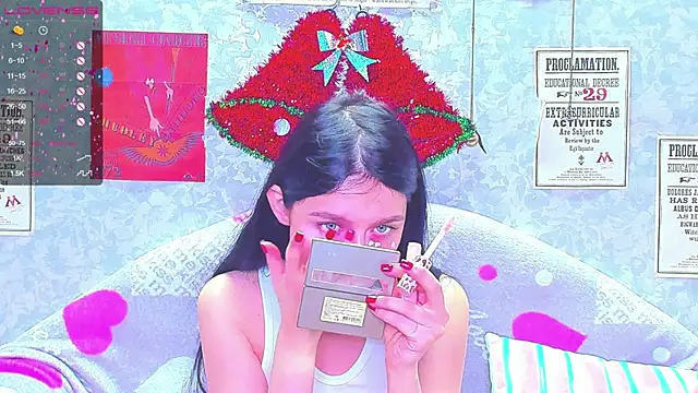 Snapshot of Vanessa_Florence chatting on 12-30-24, 12:54 Vanessa Florence online show from 12-30-24, 12:54