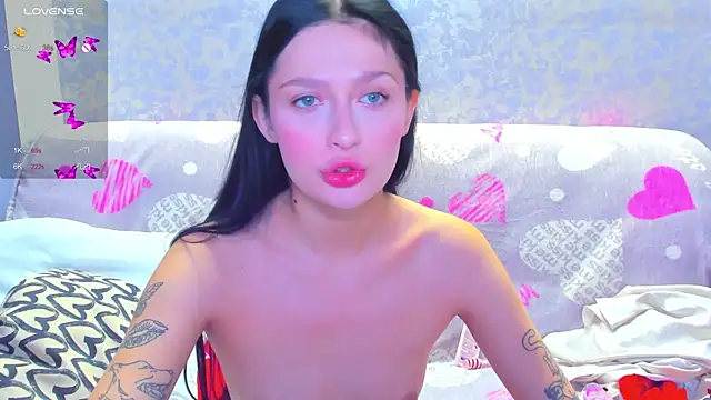 Snapshot of Vanessa_Florence chatting on 11-02-25, 01:41 Vanessa Florence online show from 11-02-25, 01:41