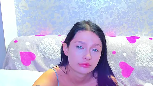 Snapshot of Vanessa_Florence chatting on 11-15-25, 01:58 Vanessa Florence online show from 11-15-25, 01:58