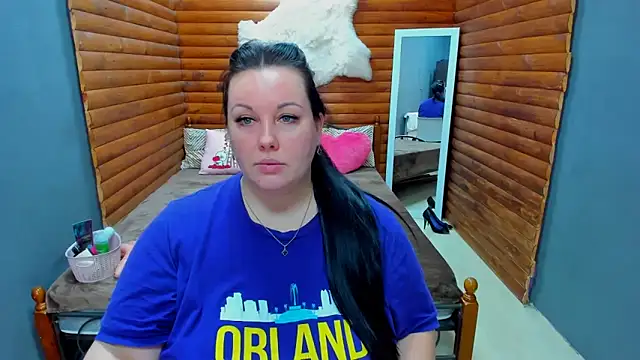 BubbleEmma online show from 01-18-25, 04:53