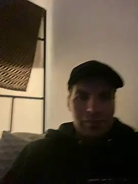 Snapshot of Ricoleckt chatting on 01-04-25, 05:37 Ricoleckt online show from 01-04-25, 05:37