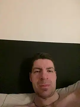 Snapshot of Ricoleckt chatting on 03-07-25, 05:40 Ricoleckt online show from 03-07-25, 05:40