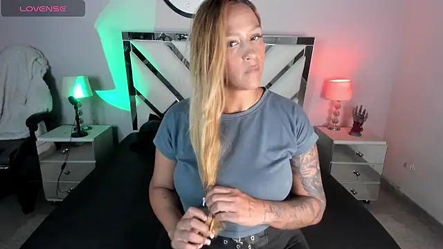 AnyyJones online show from 03-07-25, 09:17