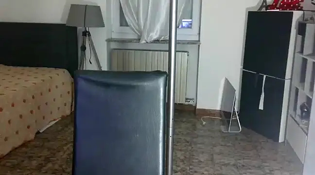 Snapshot of danasantoreal chatting on 01-02-25, 04:02 danasantoreal online show from 01-02-25, 04:02