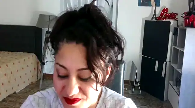 Snapshot of danasantoreal chatting on 01-09-25, 03:44 danasantoreal online show from 01-09-25, 03:44