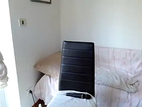 Snapshot of danasantoreal chatting on 10-09-25, 08:01 danasantoreal online show from 10-09-25, 08:01