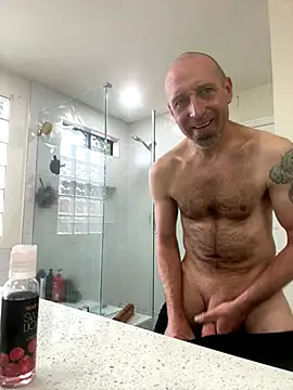 El Gizmo online show from 11-24-25, 05:34