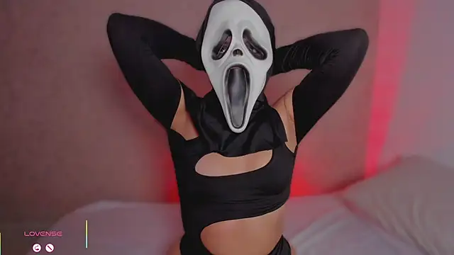 hanna lee02 online show from 10-29-25, 12:29