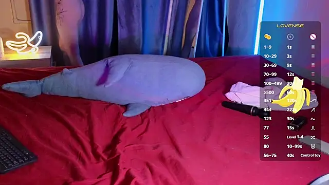 Snapshot of noisy_neighbors chatting on 01-19-26, 11:47 noisy neighbors online show from 01-19-26, 11:47