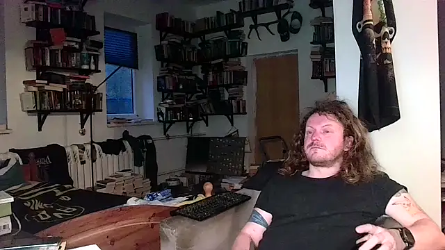 Snapshot of sunr1sa chatting on 12-22-25, 07:05 sunr1sa online show from 12-22-25, 07:05