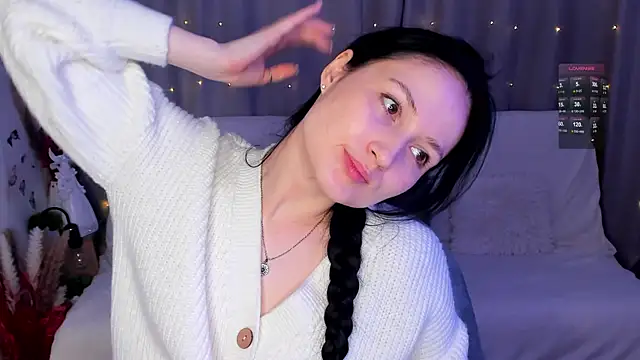 Snapshot of LisaMooore chatting on 01-11-25, 04:25 LisaMooore online show from 01-11-25, 04:25