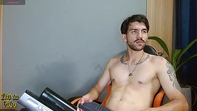 Mr WhiteCock online show from 11-30-25, 02:26