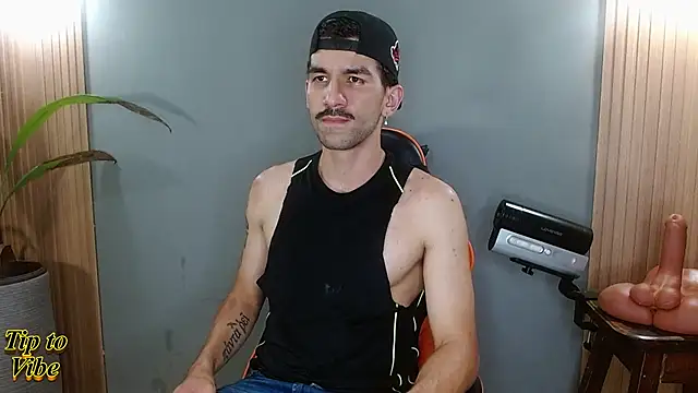 Mr WhiteCock online show from 12-20-25, 02:07