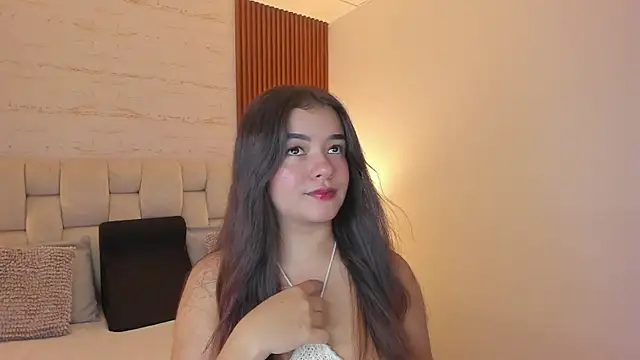 SophiaWylde online show from 01-29-25, 03:44