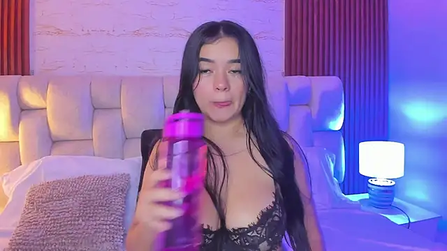 SophiaWylde online show from 03-19-25, 10:22