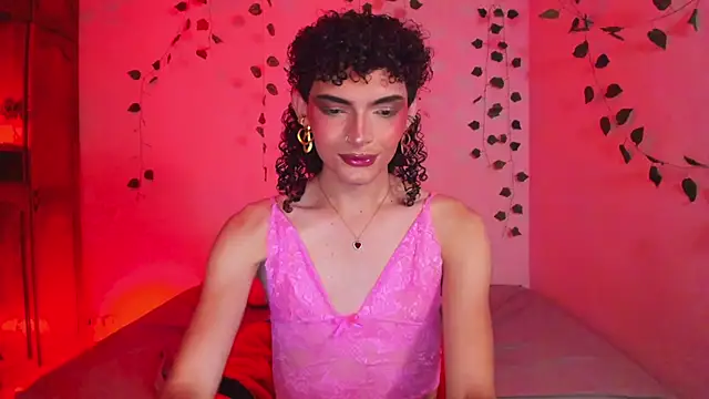 Snapshot of lucianromero chatting on 09-08-25, 05:23 lucianromero online show from 09-08-25, 05:23