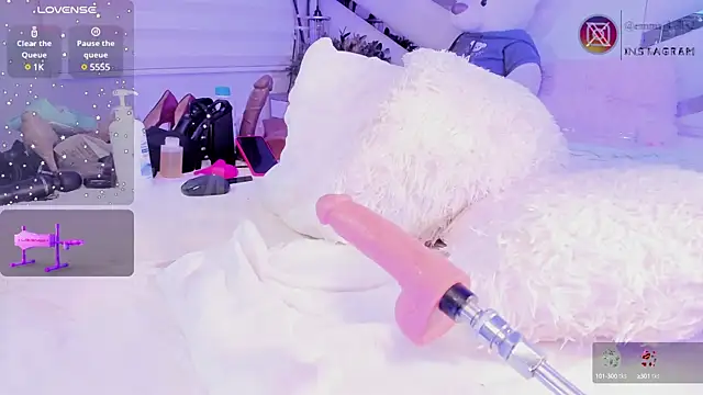 Emma-kell online show from 02-24-25, 06:38