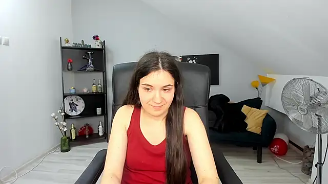 Snapshot of MelissaWiliam chatting on 03-18-25, 06:37 MelissaWiliam online show from 03-18-25, 06:37