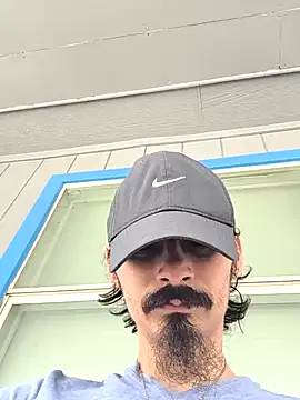 Snapshot of Anxiety420 chatting on 02-13-26, 07:32 Anxiety420 online show from 02-13-26, 07:32