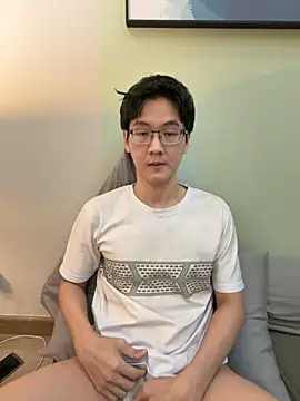 Snapshot of ori6 chatting on 10-21-25, 04:08 ori6 online show from 10-21-25, 04:08