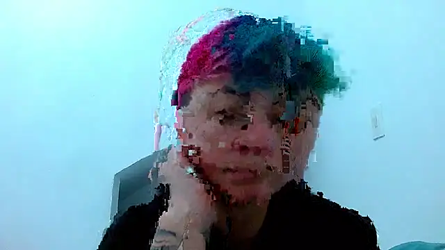 Snapshot of tomboyblue chatting on 11-12-25, 02:39 tomboyblue online show from 11-12-25, 02:39