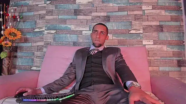 Paolo johnson online show from 10-08-25, 11:41