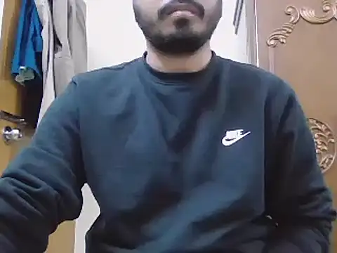 Snapshot of desiboyasif chatting on 12-05-25, 04:58 desiboyasif online show from 12-05-25, 04:58