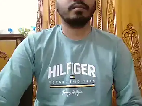 Snapshot of desiboyasif chatting on 12-20-25, 04:36 desiboyasif online show from 12-20-25, 04:36