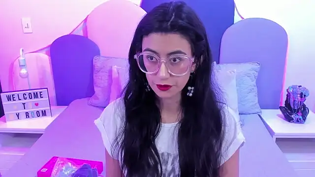 SophieGomez22 online show from 02-09-25, 11:25