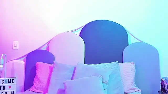 SophieGomez22 online show from 02-15-25, 02:22